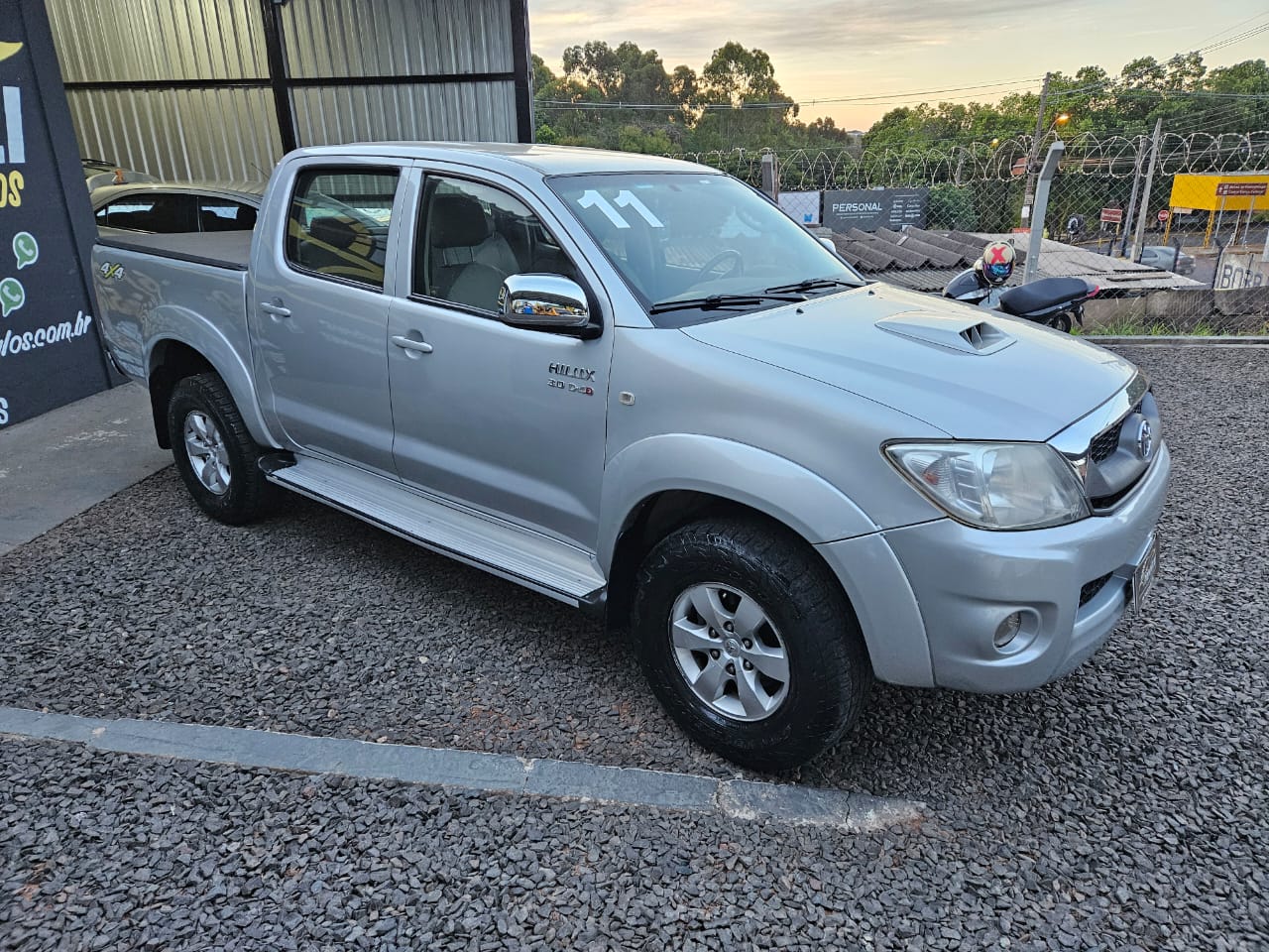 Toyota Hilux 3.0 - foto 3